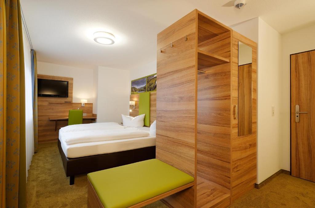 Hotel Zur Post Leipheim Room photo