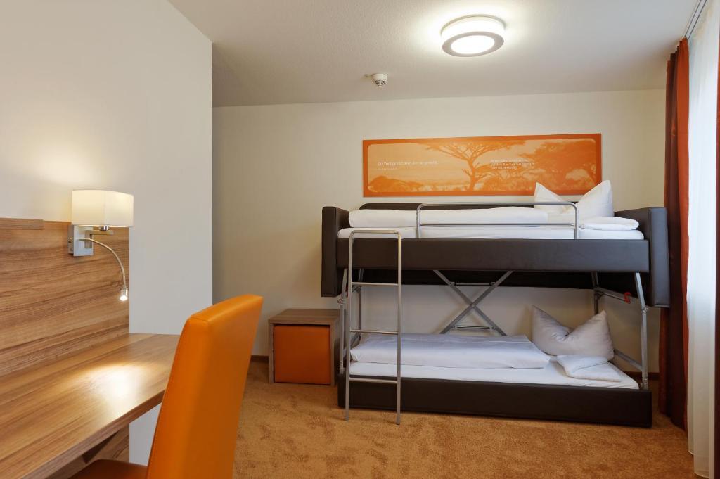 Hotel Zur Post Leipheim Room photo