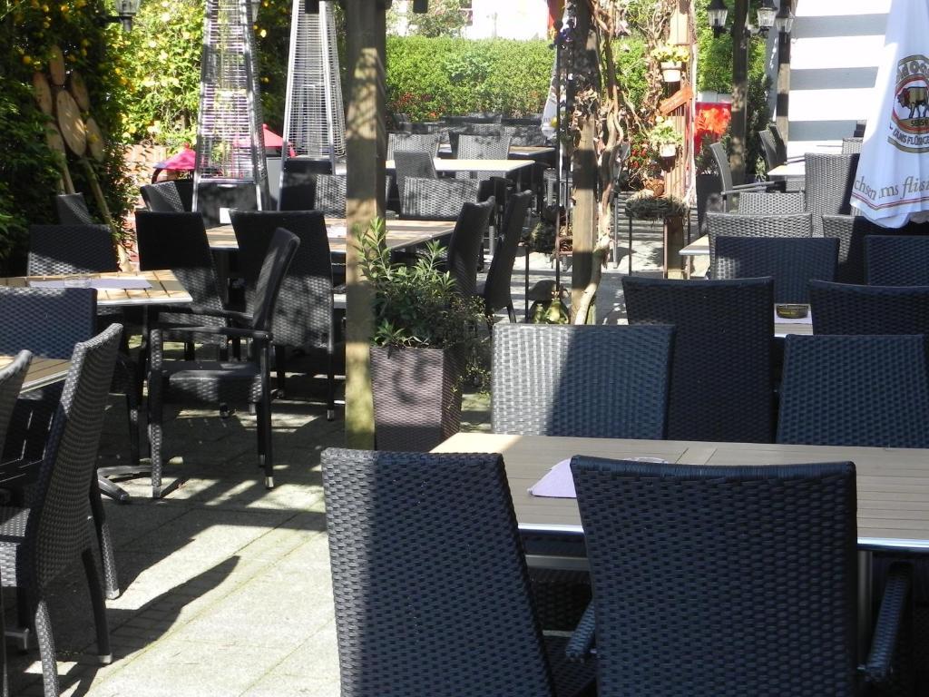 Hotel Zur Post Leipheim Exterior photo