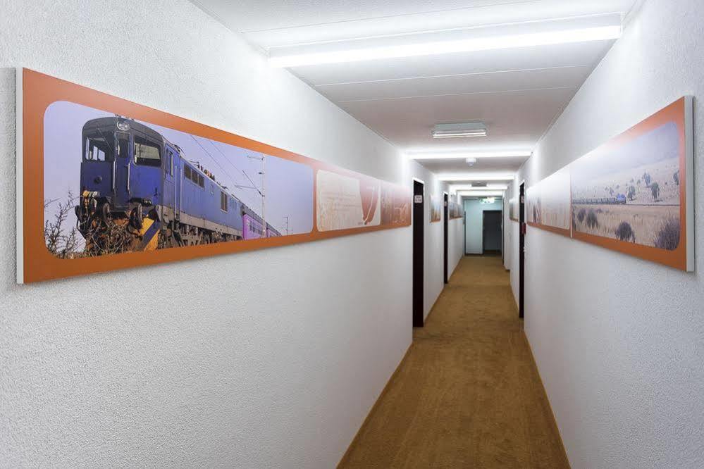 Hotel Zur Post Leipheim Exterior photo